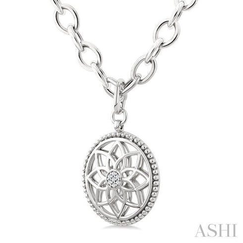 Ashi Necklaces Silver Circle Floral Medallion Diamond Fashion Pendant
